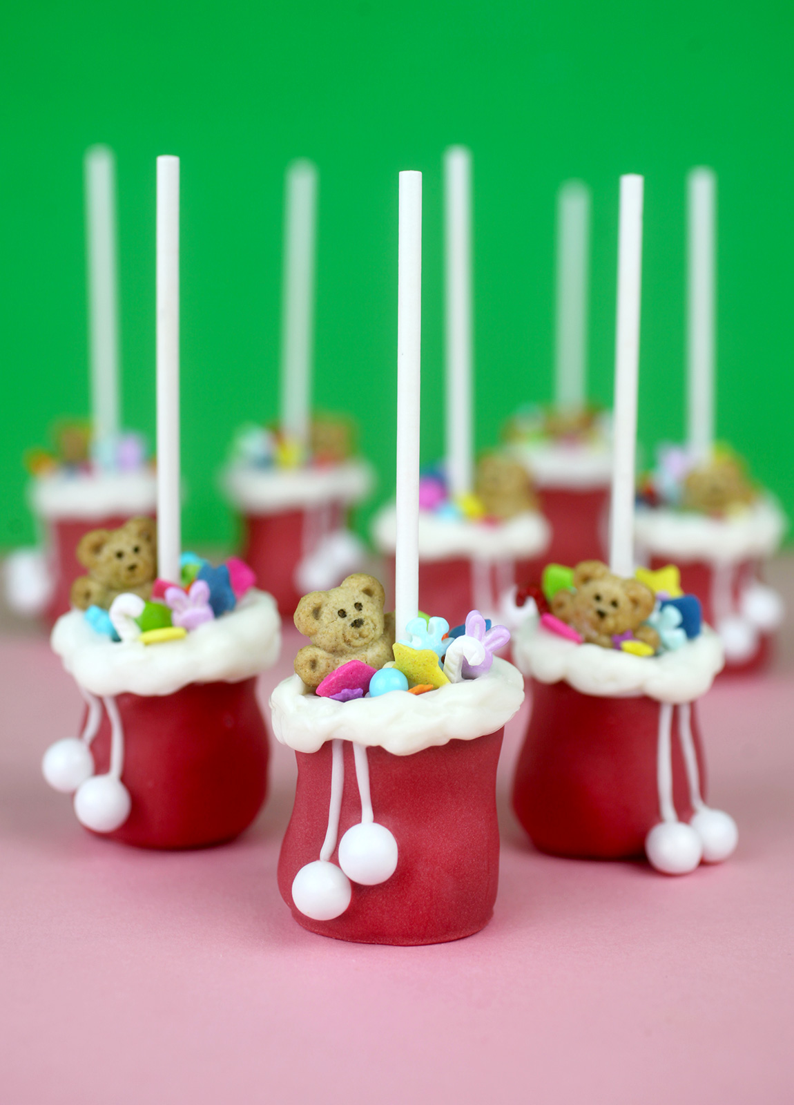 Santa’s Bag Cake Pops
